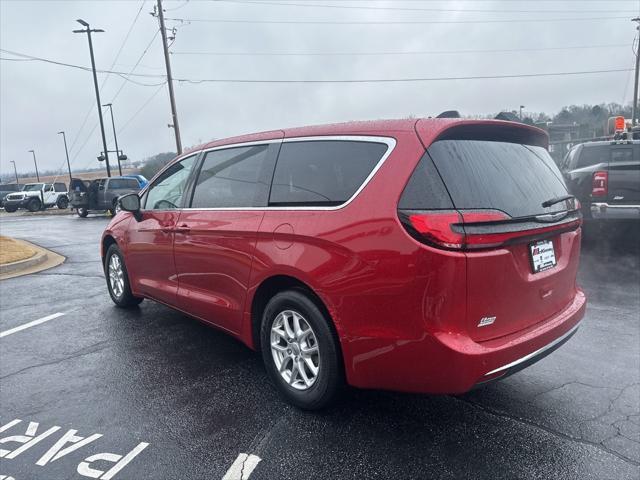 new 2025 Chrysler Pacifica car, priced at $41,700