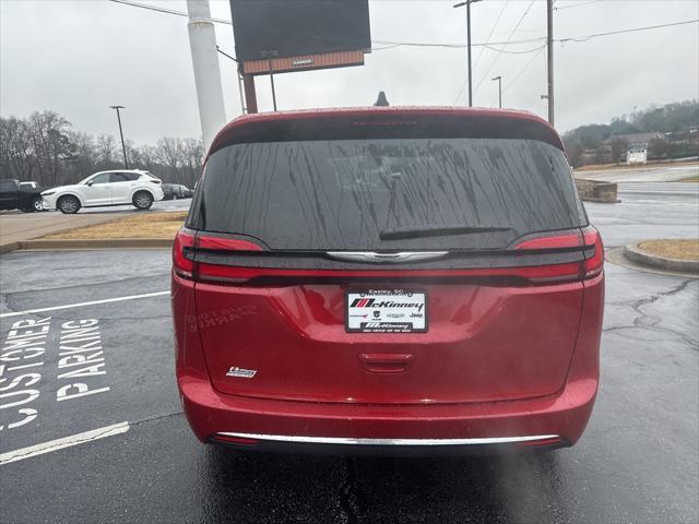 new 2025 Chrysler Pacifica car, priced at $41,700