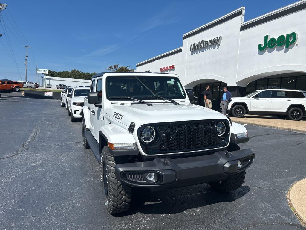 new 2025 Jeep Gladiator car, priced at $49,653