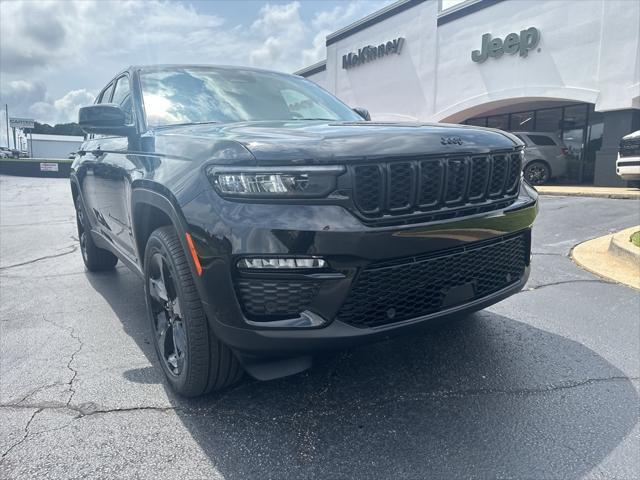 new 2024 Jeep Grand Cherokee car, priced at $49,667