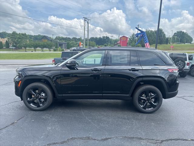 new 2024 Jeep Grand Cherokee car, priced at $49,667