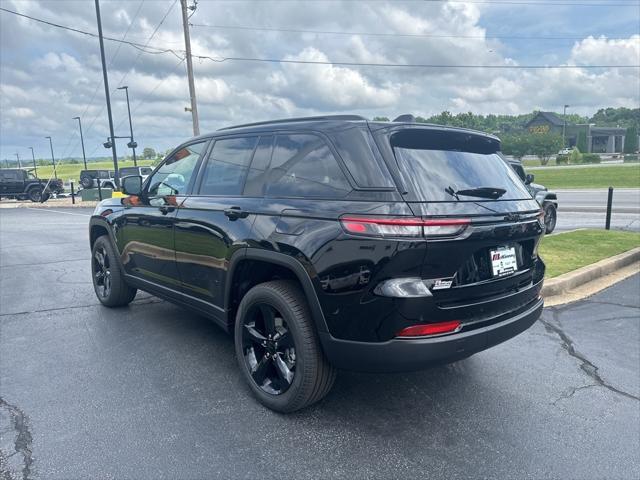 new 2024 Jeep Grand Cherokee car, priced at $49,667