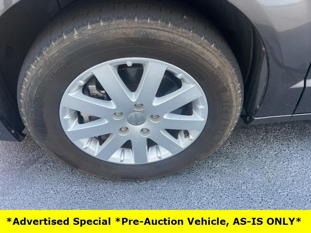 used 2015 Chrysler Town & Country car, priced at $7,000