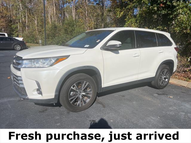 used 2019 Toyota Highlander car, priced at $25,990