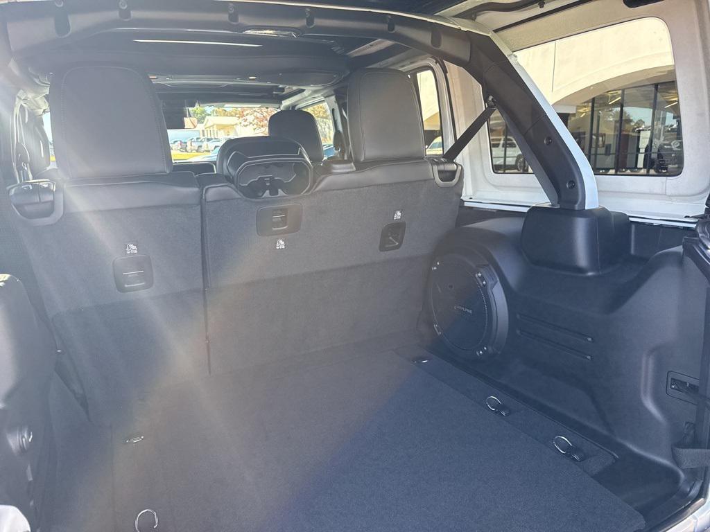 new 2026 Jeep Wrangler car, priced at $55,370