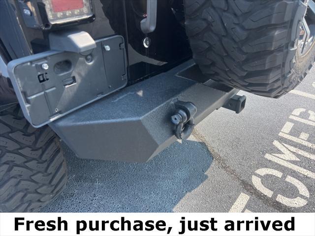 used 2015 Jeep Wrangler Unlimited car, priced at $29,990
