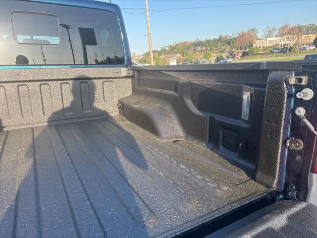 new 2025 Jeep Gladiator car, priced at $44,422