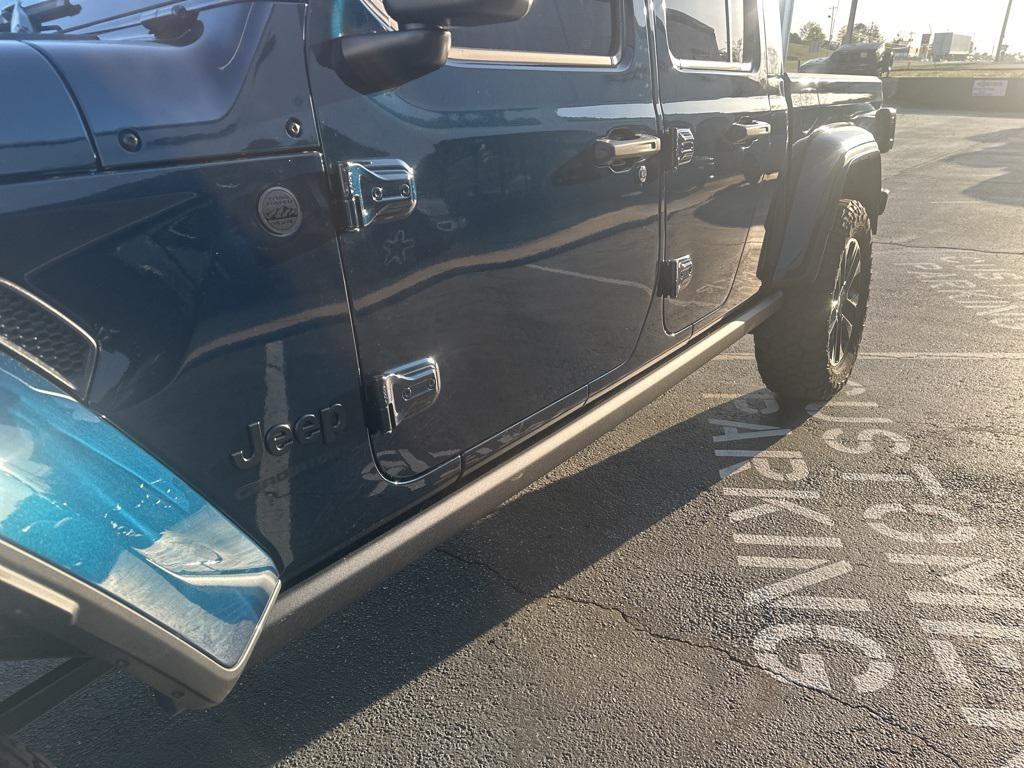 new 2025 Jeep Gladiator car, priced at $41,172