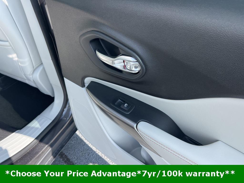 used 2021 Jeep Cherokee car, priced at $28,550