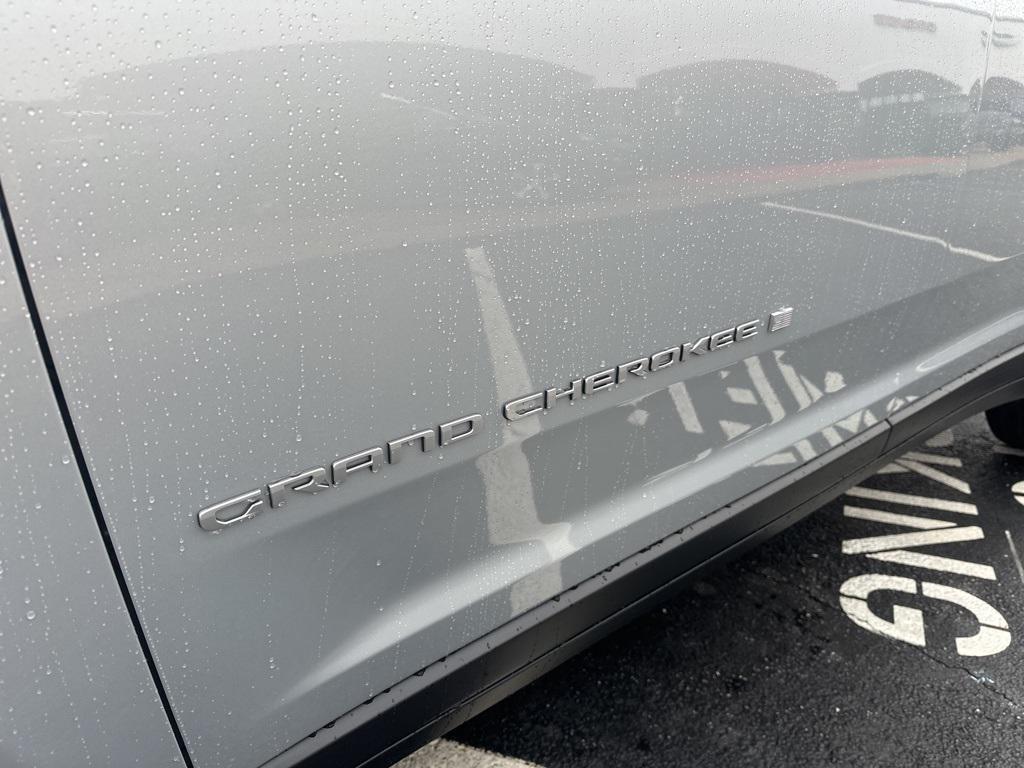 new 2025 Jeep Grand Cherokee L car, priced at $46,677