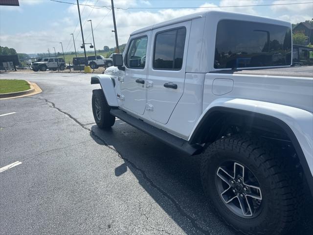 new 2024 Jeep Gladiator car, priced at $66,940
