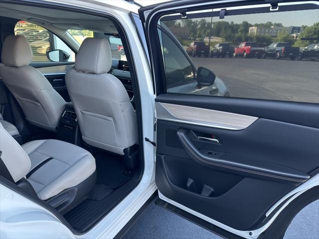 new 2025 Mazda CX-90 car, priced at $48,314