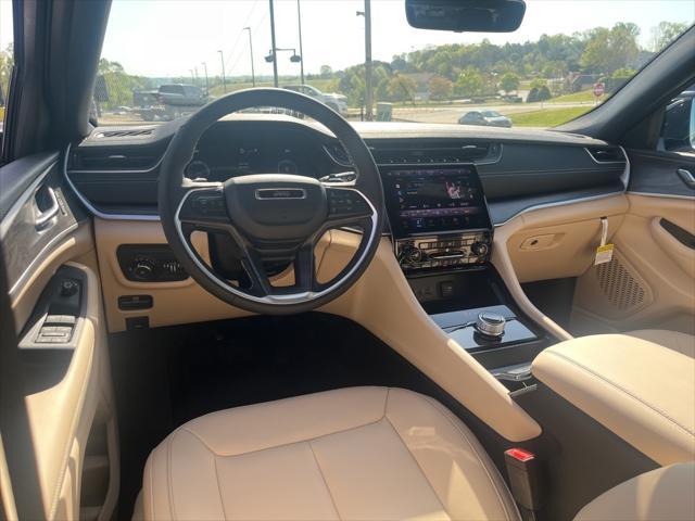new 2025 Jeep Grand Cherokee L car, priced at $44,836
