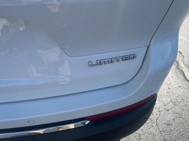 new 2025 Jeep Grand Cherokee L car, priced at $44,836