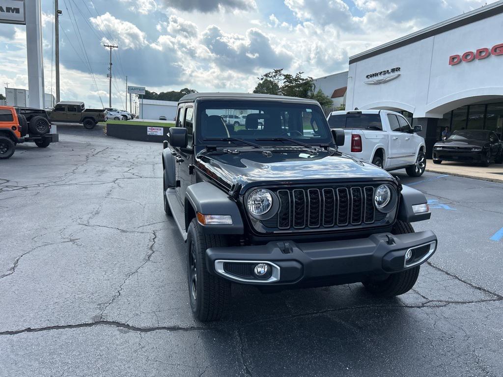new 2025 Jeep Gladiator car, priced at $37,259