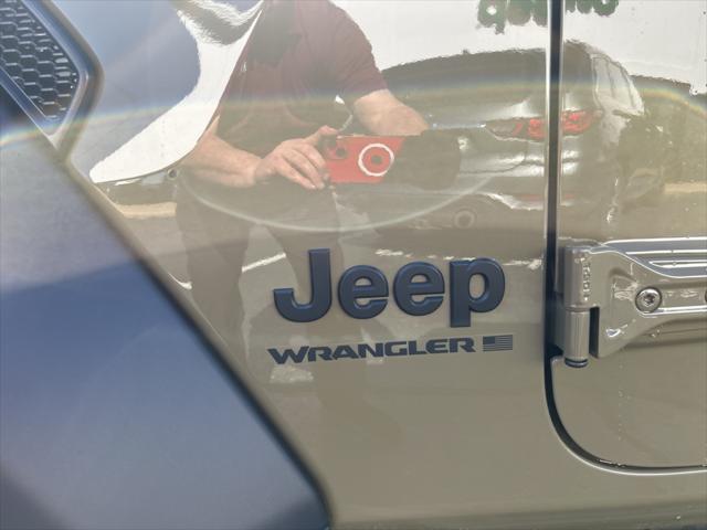 new 2025 Jeep Wrangler car, priced at $35,902