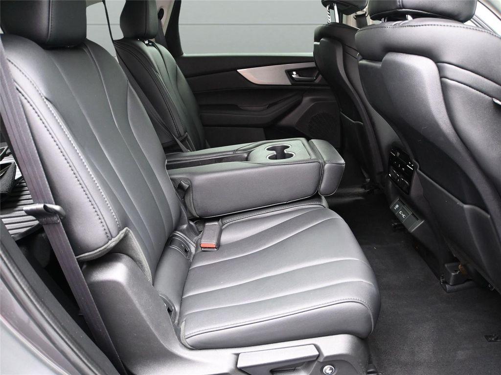 used 2024 Acura MDX car, priced at $41,000