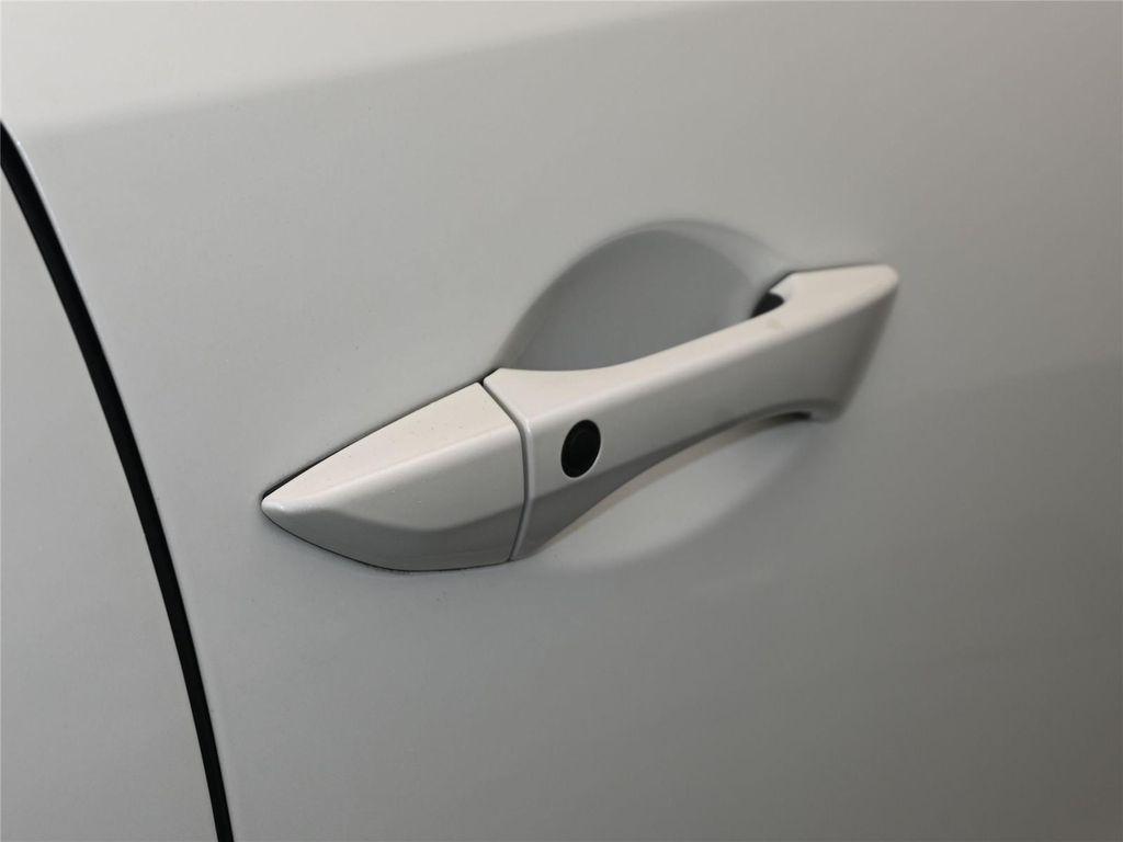 used 2019 Acura MDX car, priced at $27,000