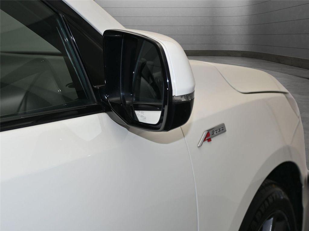 used 2019 Acura MDX car, priced at $27,000