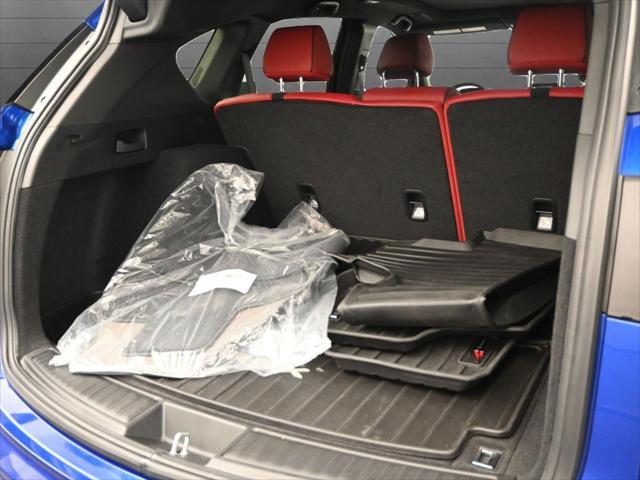 used 2024 Acura RDX car, priced at $41,000
