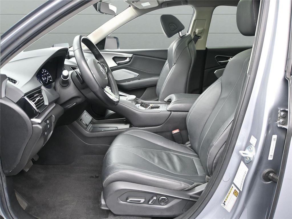 used 2024 Acura RDX car, priced at $37,500