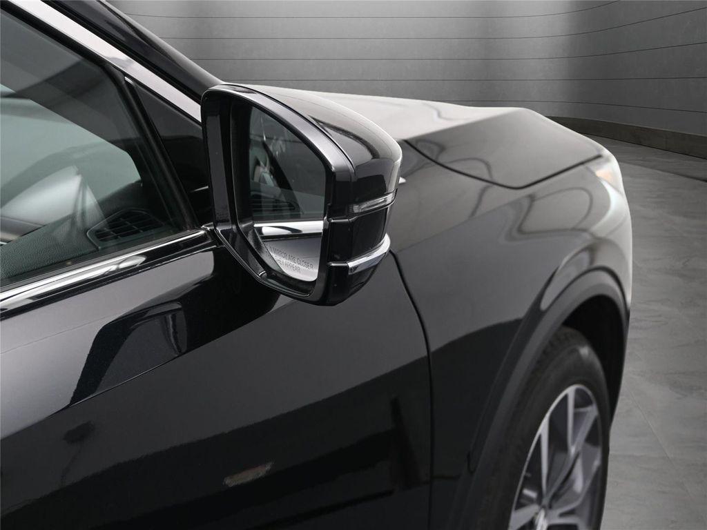 used 2023 Acura MDX car, priced at $39,700