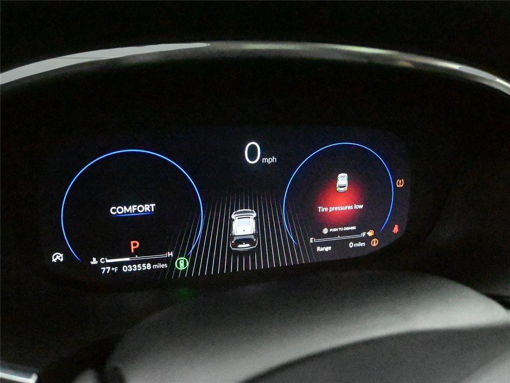 used 2022 Acura MDX car, priced at $33,500