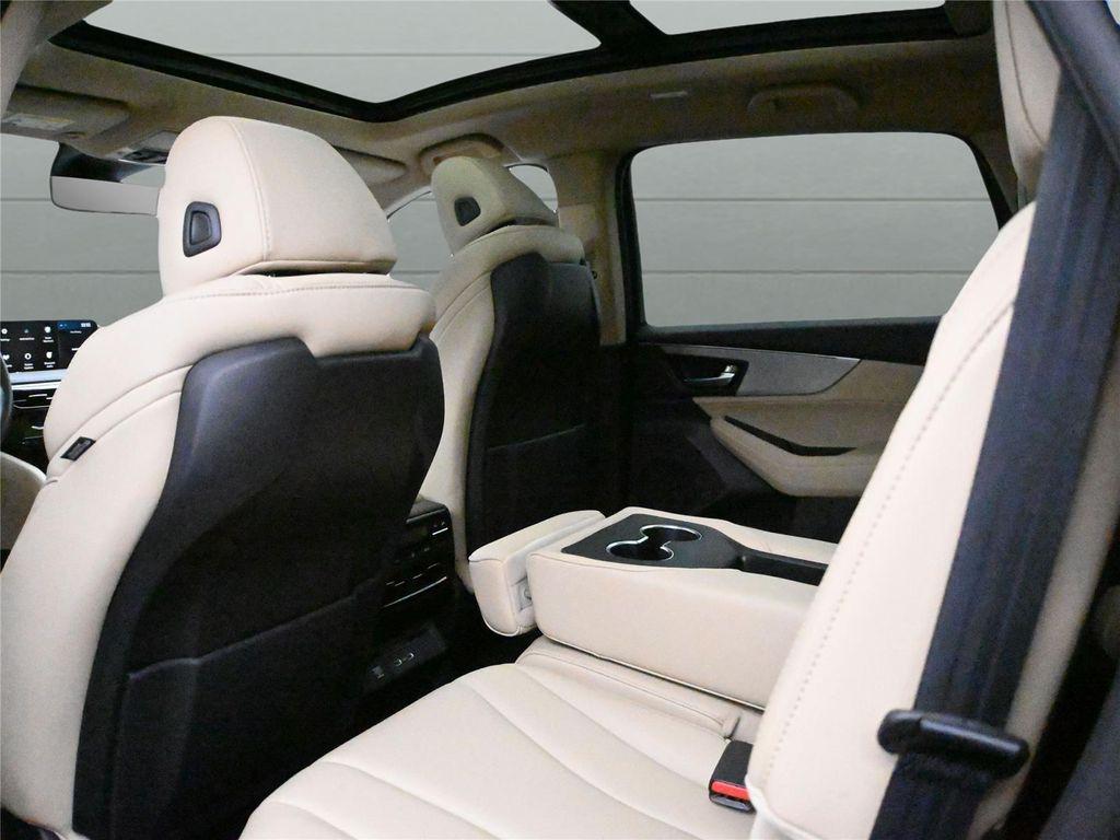 used 2022 Acura MDX car, priced at $33,500