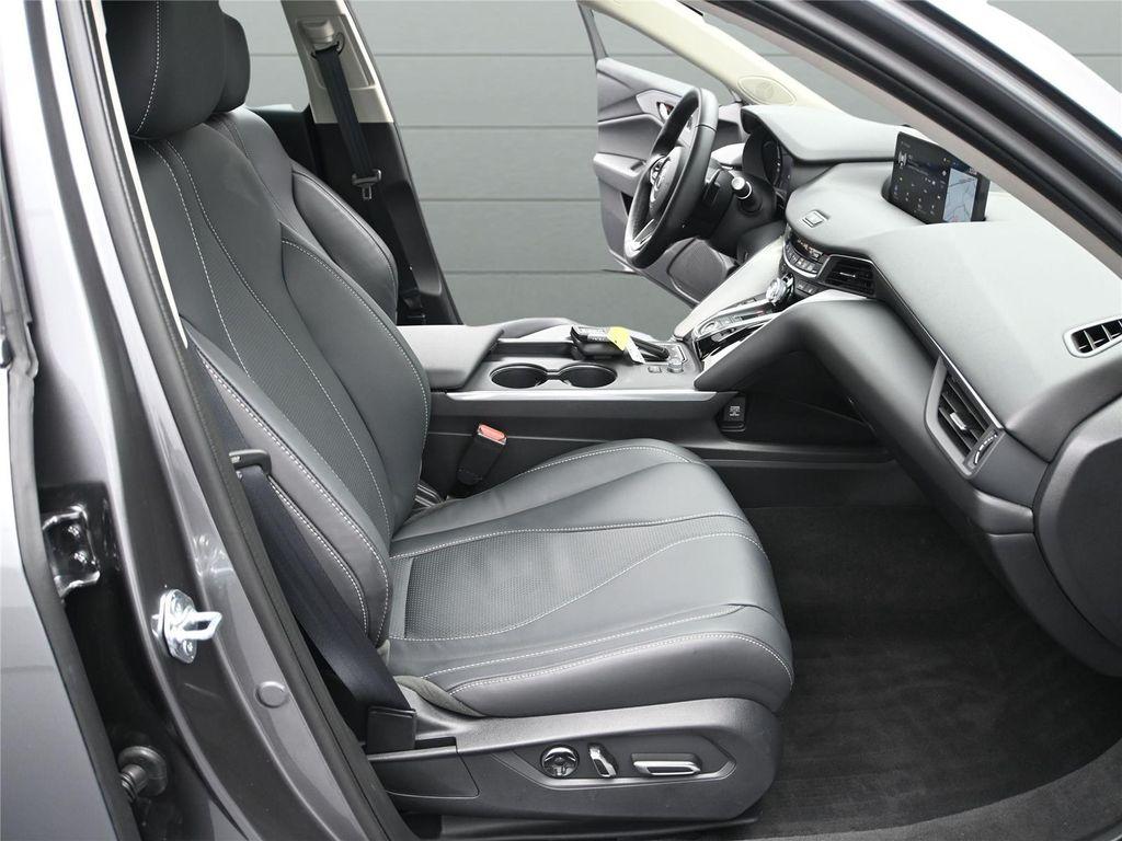 used 2025 Acura TLX car, priced at $34,000