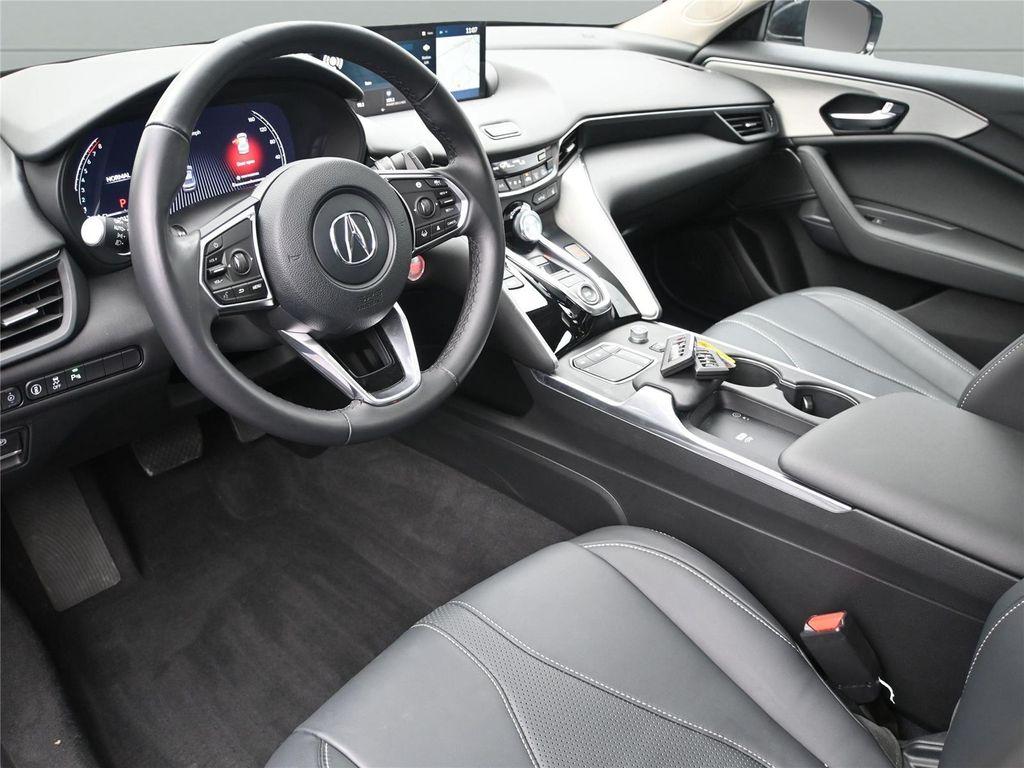 used 2025 Acura TLX car, priced at $34,000