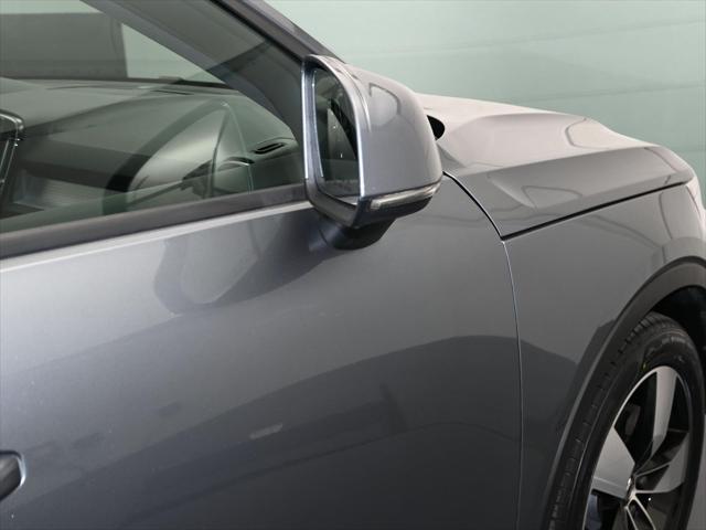 used 2019 Volvo XC40 car, priced at $22,800