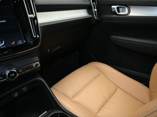 used 2019 Volvo XC40 car, priced at $22,800