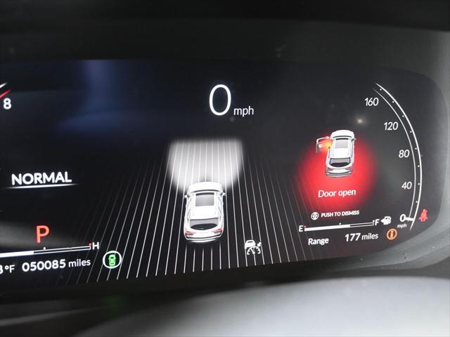 used 2022 Acura MDX car, priced at $36,400