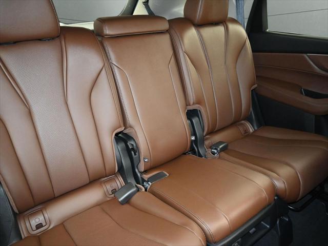 used 2022 Acura MDX car, priced at $40,500