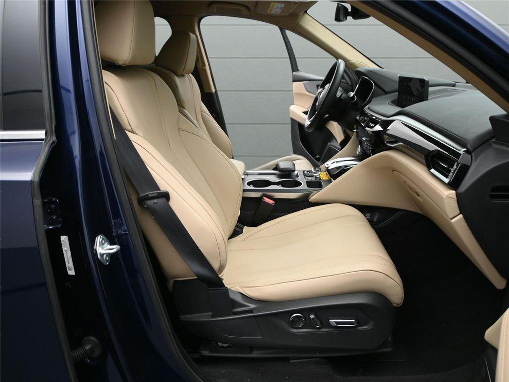 used 2024 Acura MDX car, priced at $38,650