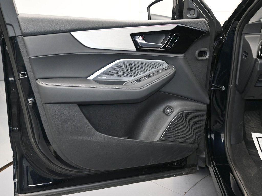 new 2025 Acura MDX car, priced at $60,750