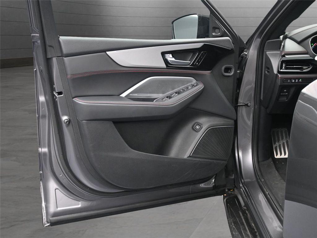 used 2026 Acura MDX car, priced at $55,600