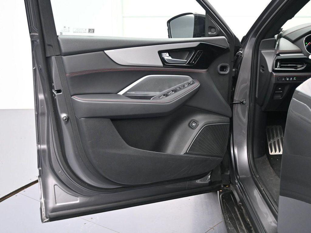 used 2026 Acura MDX car, priced at $56,500