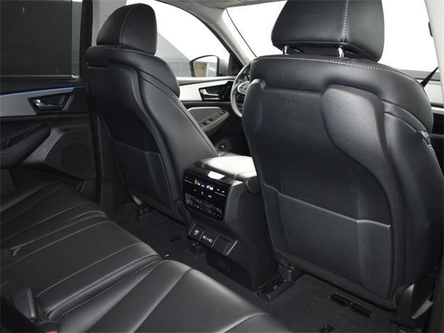 used 2023 Acura MDX car, priced at $43,700