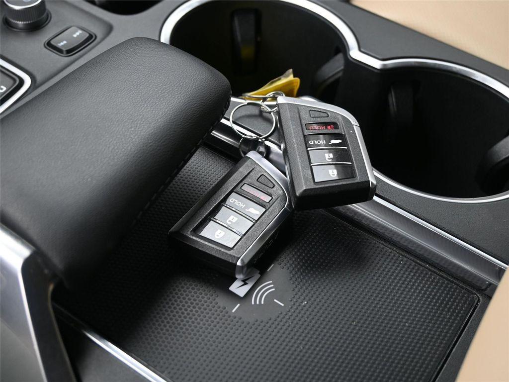 used 2022 Acura MDX car, priced at $39,000