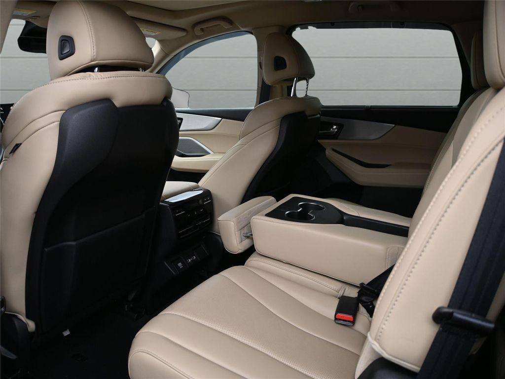 used 2022 Acura MDX car, priced at $39,000