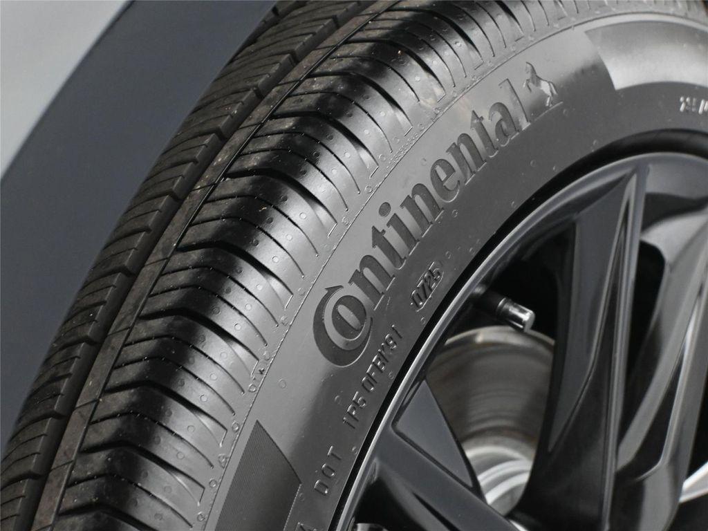 used 2025 Acura ADX car, priced at $39,500