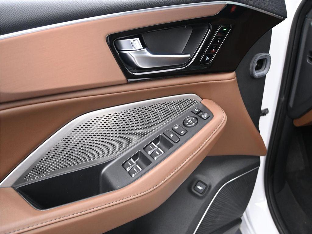 used 2023 Acura MDX car, priced at $39,500