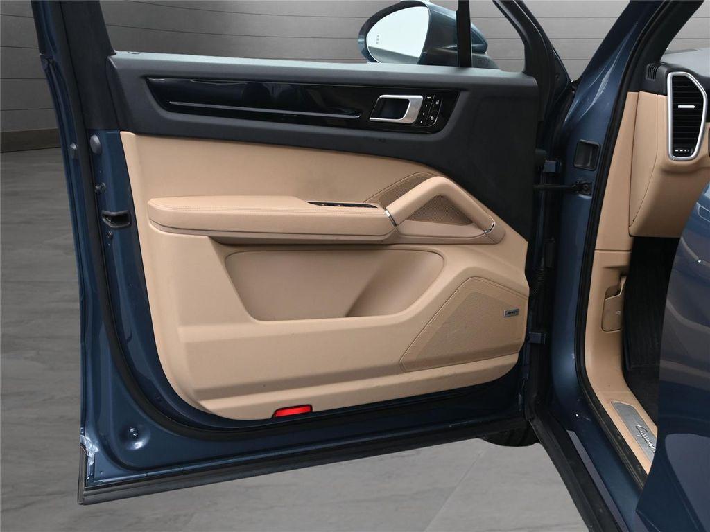 used 2019 Porsche Cayenne car, priced at $27,700