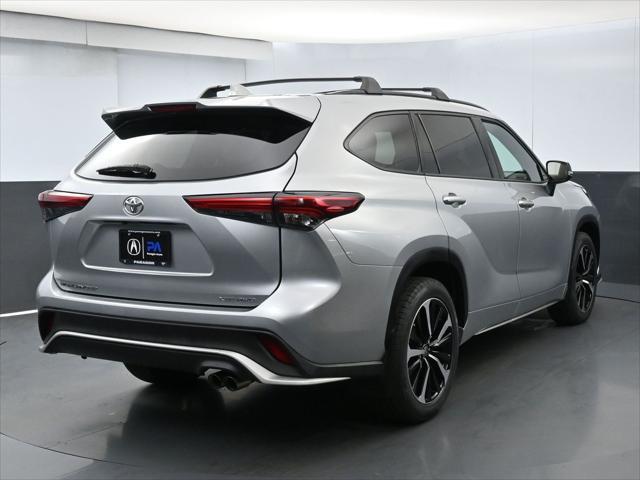 used 2022 Toyota Highlander car, priced at $38,000