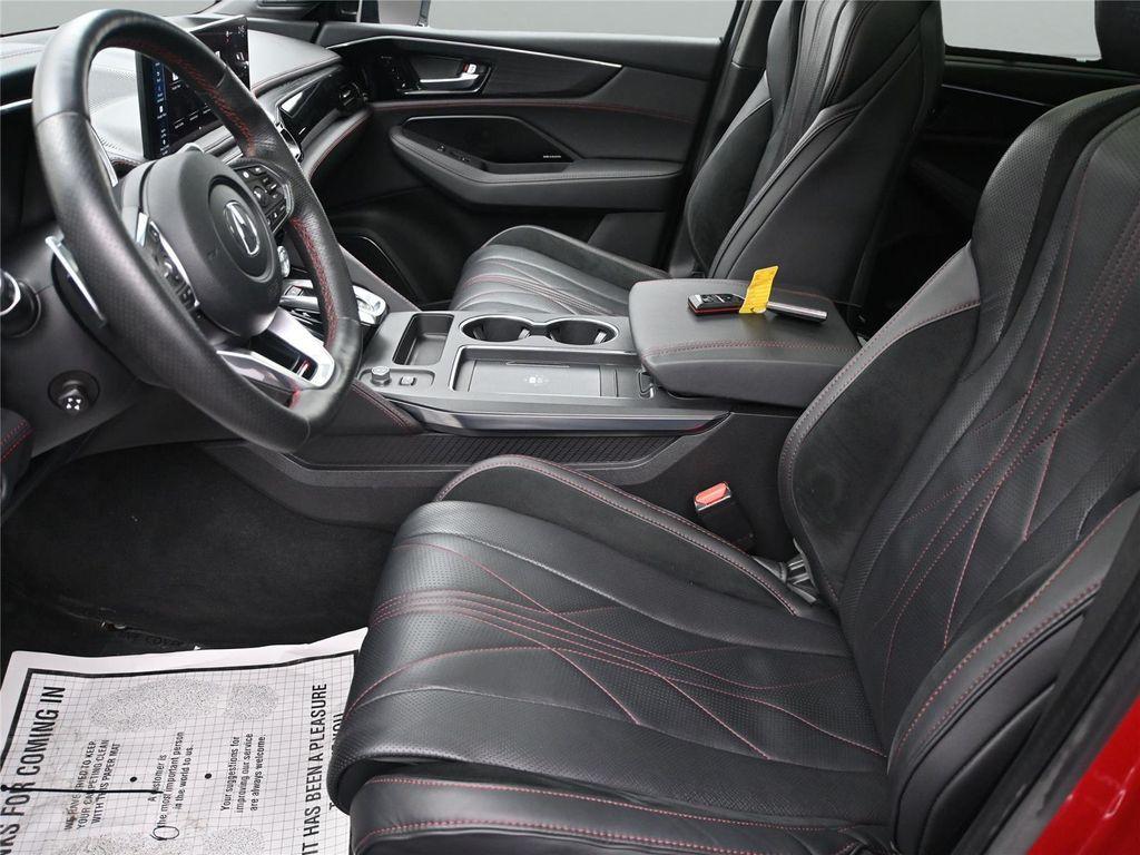 used 2025 Acura MDX car, priced at $66,000