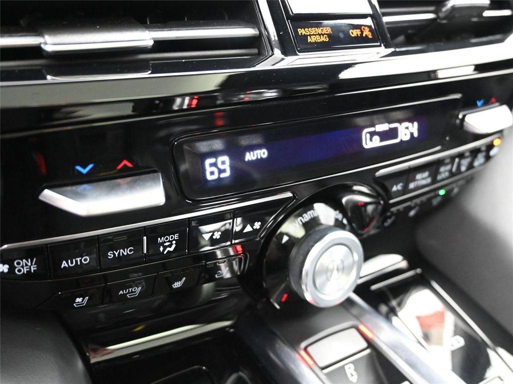 used 2025 Acura MDX car, priced at $66,000