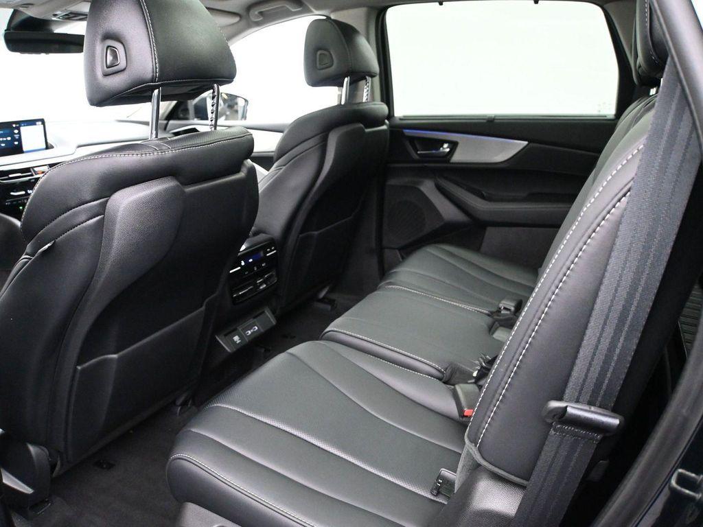 used 2024 Acura MDX car, priced at $47,500