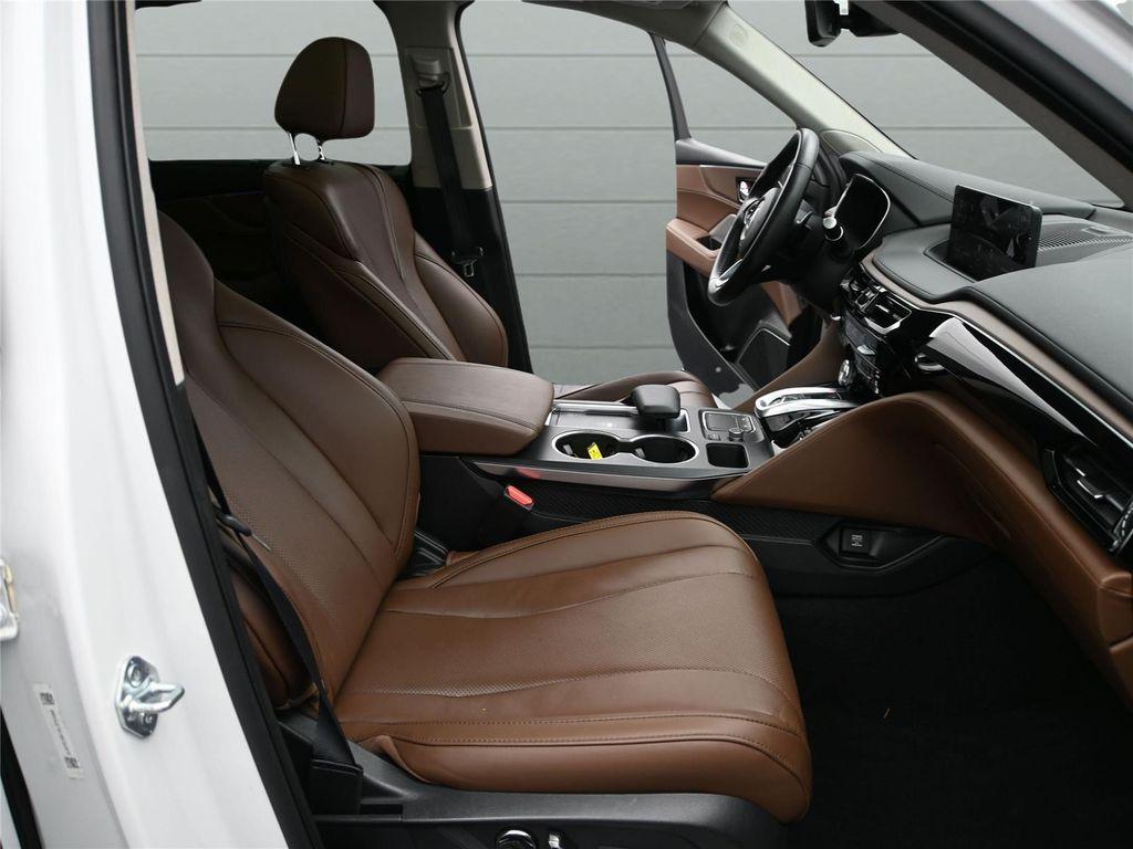 used 2024 Acura MDX car, priced at $41,200