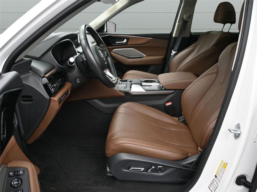 used 2024 Acura MDX car, priced at $41,200